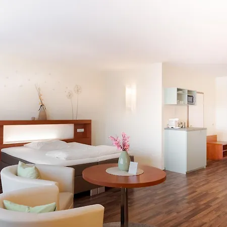 Victoria * הוכנהיים אם מיין